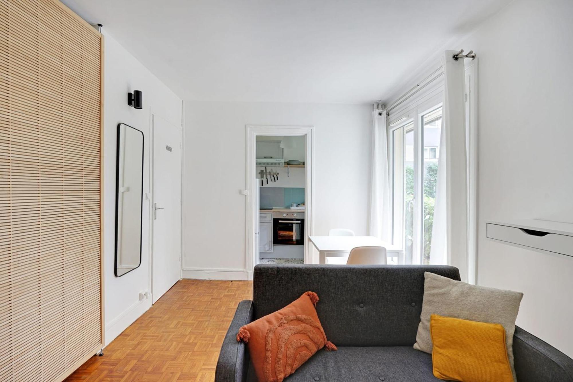 Apartment Dumas - Charonne By B'your